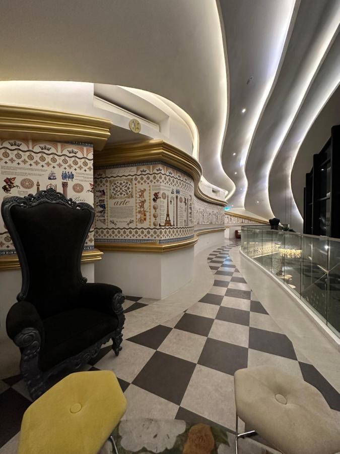Arti Mont Kiara Aparthotel Kuala Lumpur Bagian luar foto