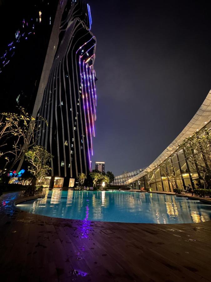 Arti Mont Kiara Aparthotel Kuala Lumpur Bagian luar foto