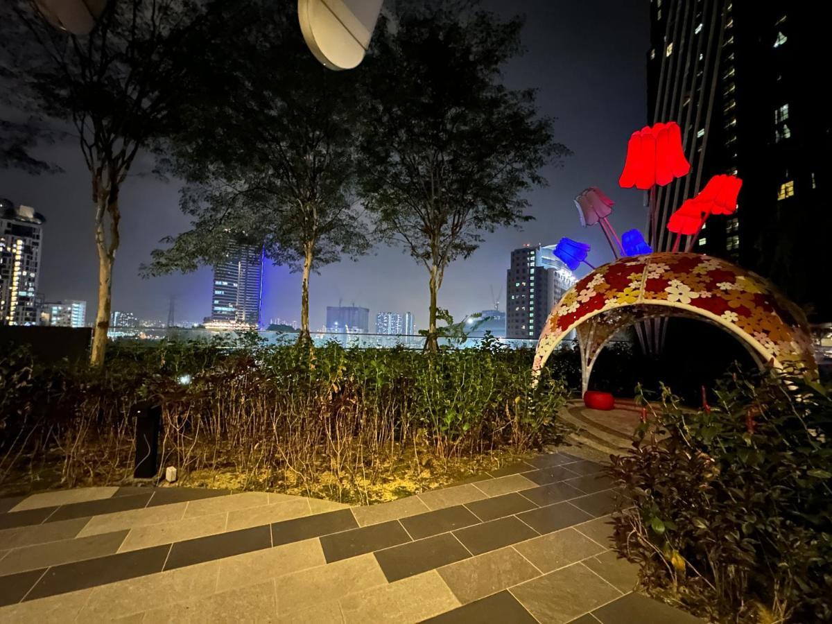 Arti Mont Kiara Aparthotel Kuala Lumpur Bagian luar foto